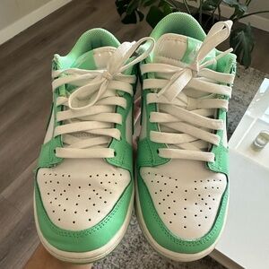 Green Glow Dunk
